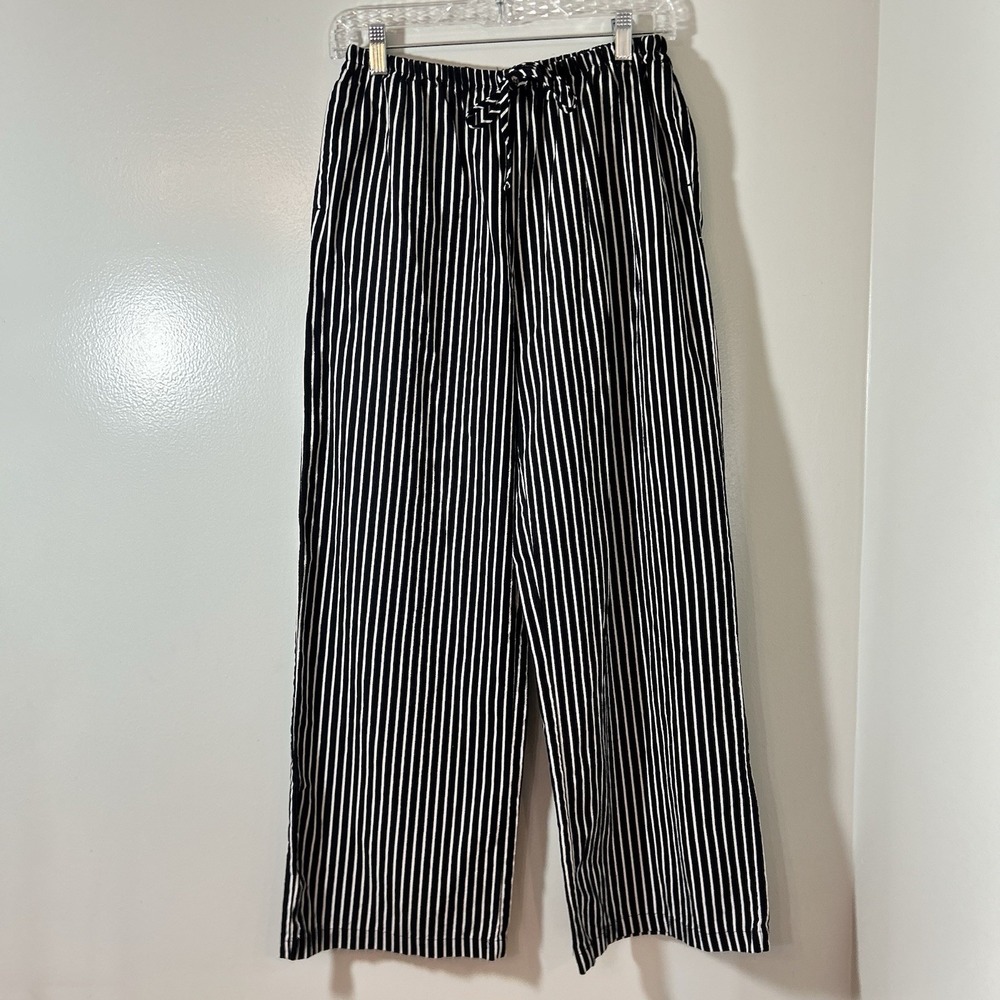 No Boundaries Pants Women's Small Black White Striped Wide Leg Beach